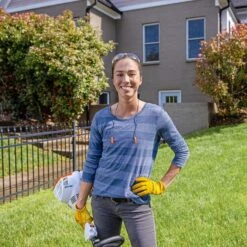 STIHL FS 40 C-E 15 In. Gas String Trimmer -Power Lawn Equipment 05aba2e6 01f7 4af0 8e84 abde47d4c65f