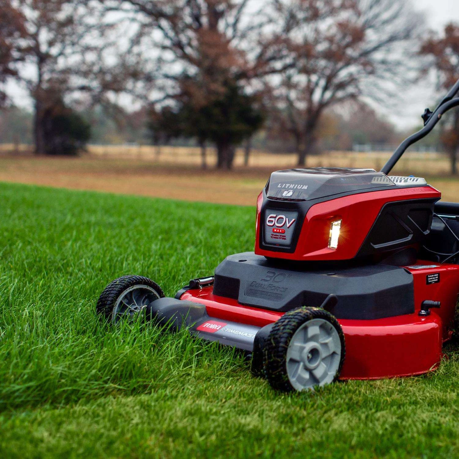 Toro ETimeMaster 30 In. 60 V Battery Self-Propelled Lawn Mower Kit (Battery & Charger) 7 Toro ETimeMaster 30 In. 60 V Battery Self-Propelled Lawn Mower Kit (Battery & Charger) - Image 5