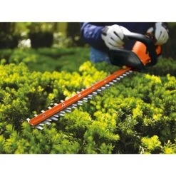 Black & Decker Black+Decker 22 In. 20 V Battery Hedge Trimmer Kit (Battery & Charger) -Power Lawn Equipment 344611a0 0eeb 4734 9bac 1903c1a44b21