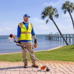 STIHL KombiMotor KM 91 R Gas Multi-System Power Head -Power Lawn Equipment 383b864d 9695 40a3 b848 6828275ee5f1