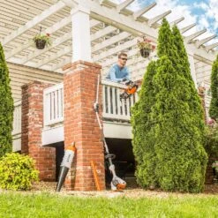 STIHL KombiMotor KM 56 RC-E Gas Multi-System Power Head 15 STIHL KombiMotor KM 56 RC-E Gas Multi-System Power Head -Power Lawn Equipment 4cb08523 b43b 4b2e 962f 491fcf4d7892