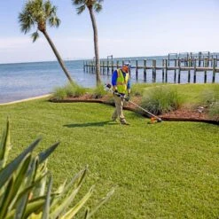 STIHL FS 131 R 16.5 In. Gas Brushcutter 14 STIHL FS 131 R 16.5 In. Gas Brushcutter -Power Lawn Equipment 524b4b96 a760 4214 82da 58a99eaf3547