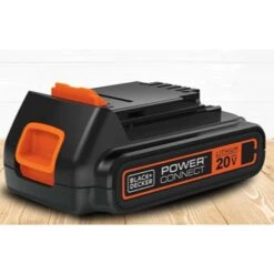 Black & Decker Black+Decker 22 In. 20 V Battery Hedge Trimmer Kit (Battery & Charger) -Power Lawn Equipment 55d8acea 6236 424b 9013 86d56feb6511