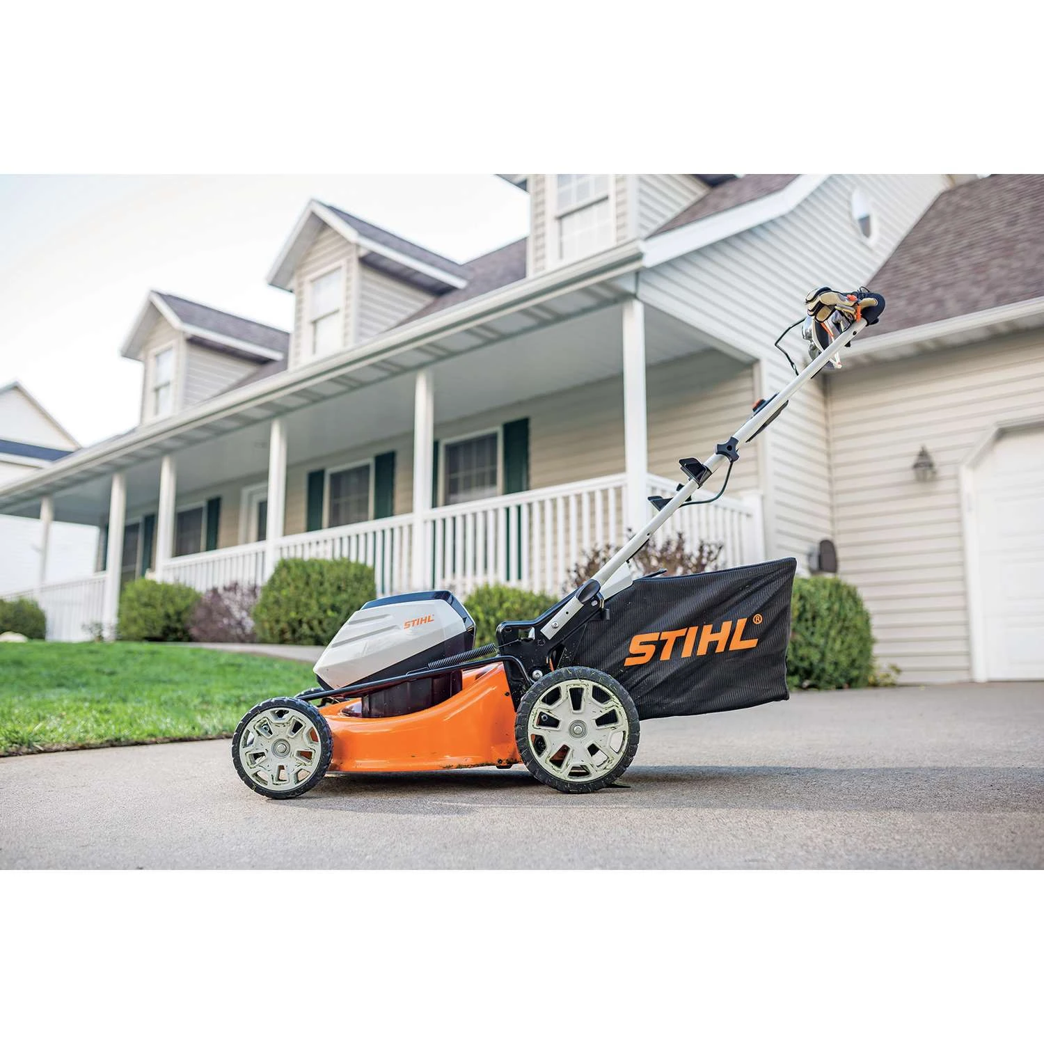 STIHL RMA 460 19 In. 36 V Battery Lawn Mower Tool Only 5 STIHL RMA 460 19 In. 36 V Battery Lawn Mower Tool Only - Image 3