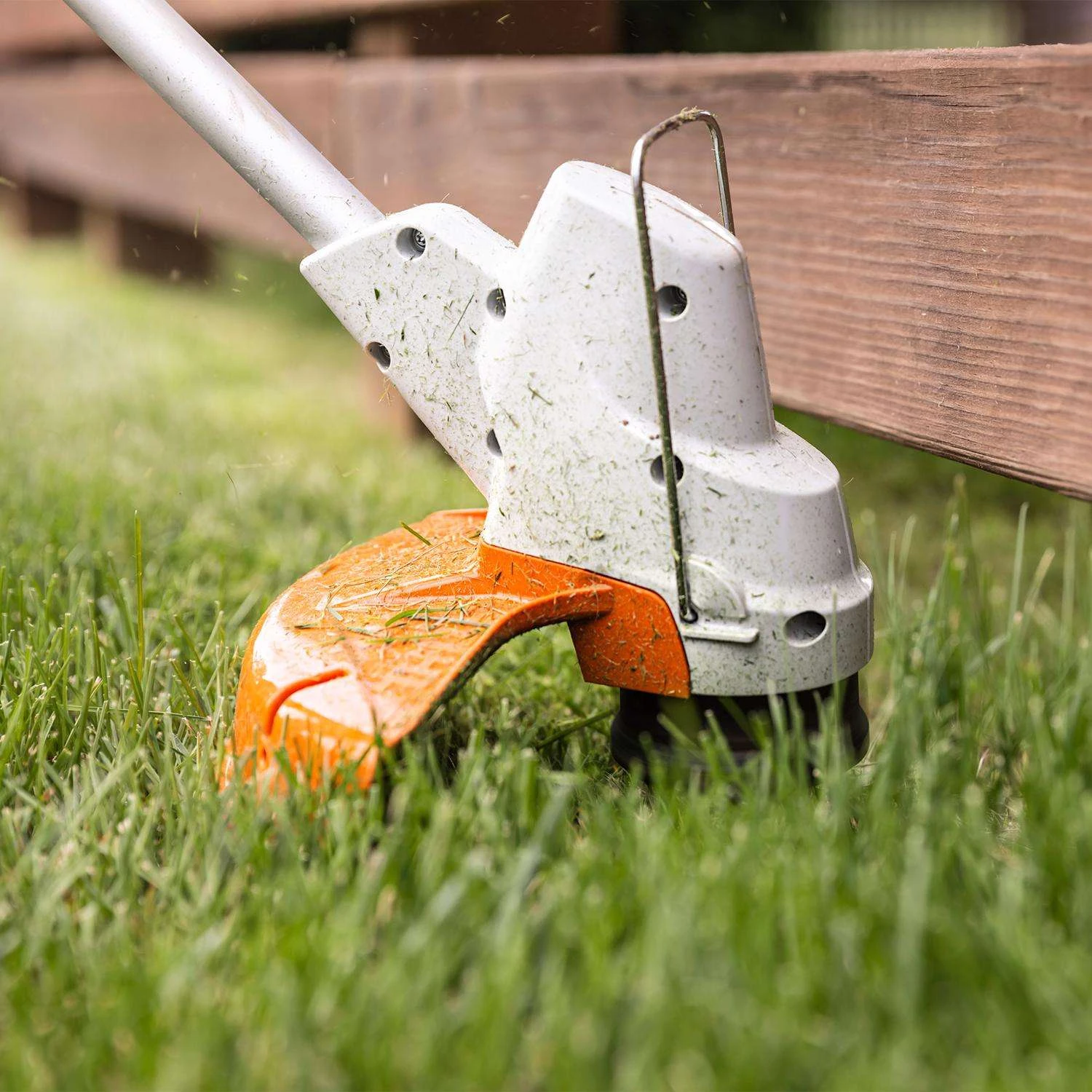 STIHL FSA 57 11 In. 36 V Battery String Trimmer Kit (Battery & Charger) 7 STIHL FSA 57 11 In. 36 V Battery String Trimmer Kit (Battery & Charger) - Image 5