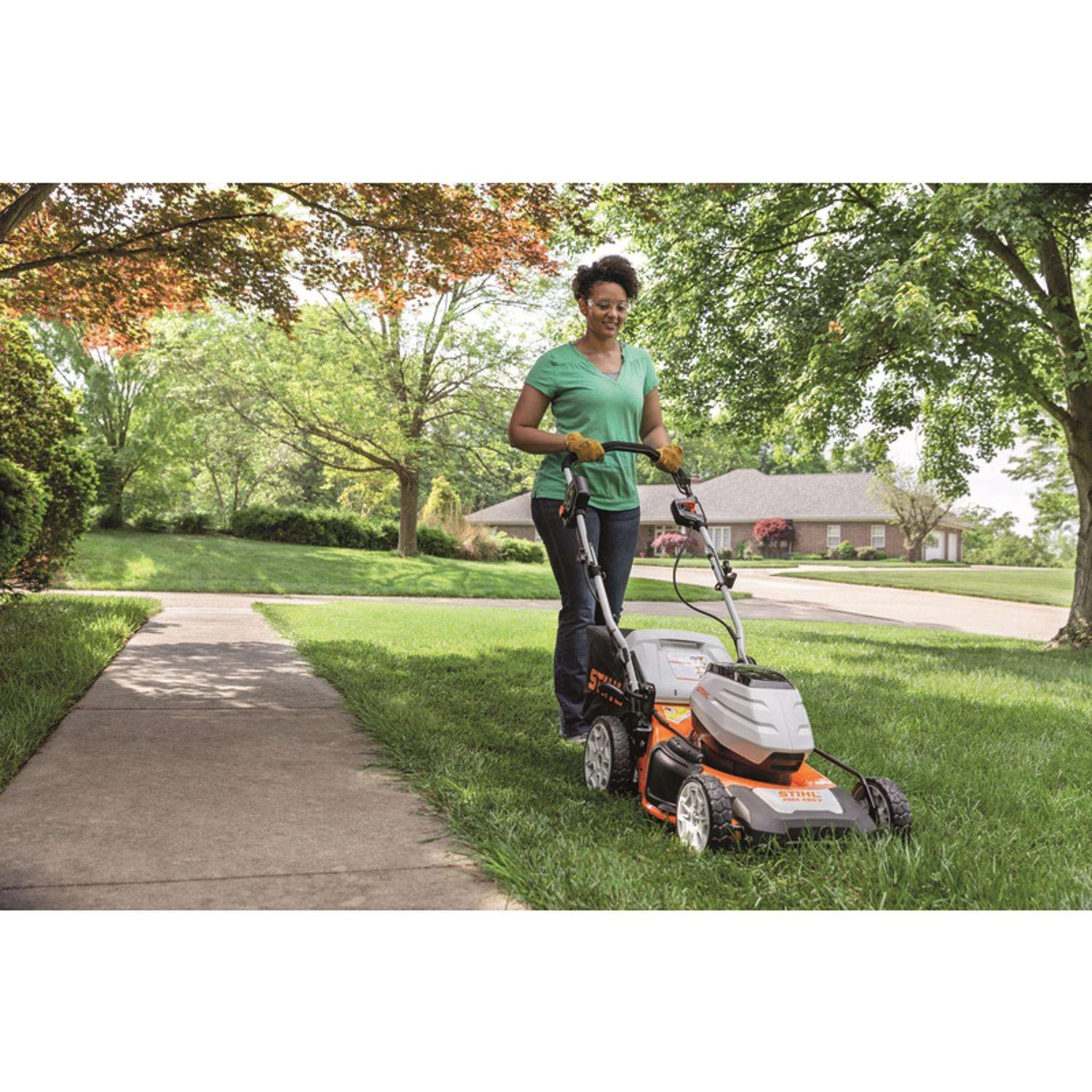 STIHL RMA 460 V 19 In. 36 V Battery Self-Propelled Lawn Mower Kit (Battery & Charger) 7 STIHL RMA 460 V 19 In. 36 V Battery Self-Propelled Lawn Mower Kit (Battery & Charger) - Image 5