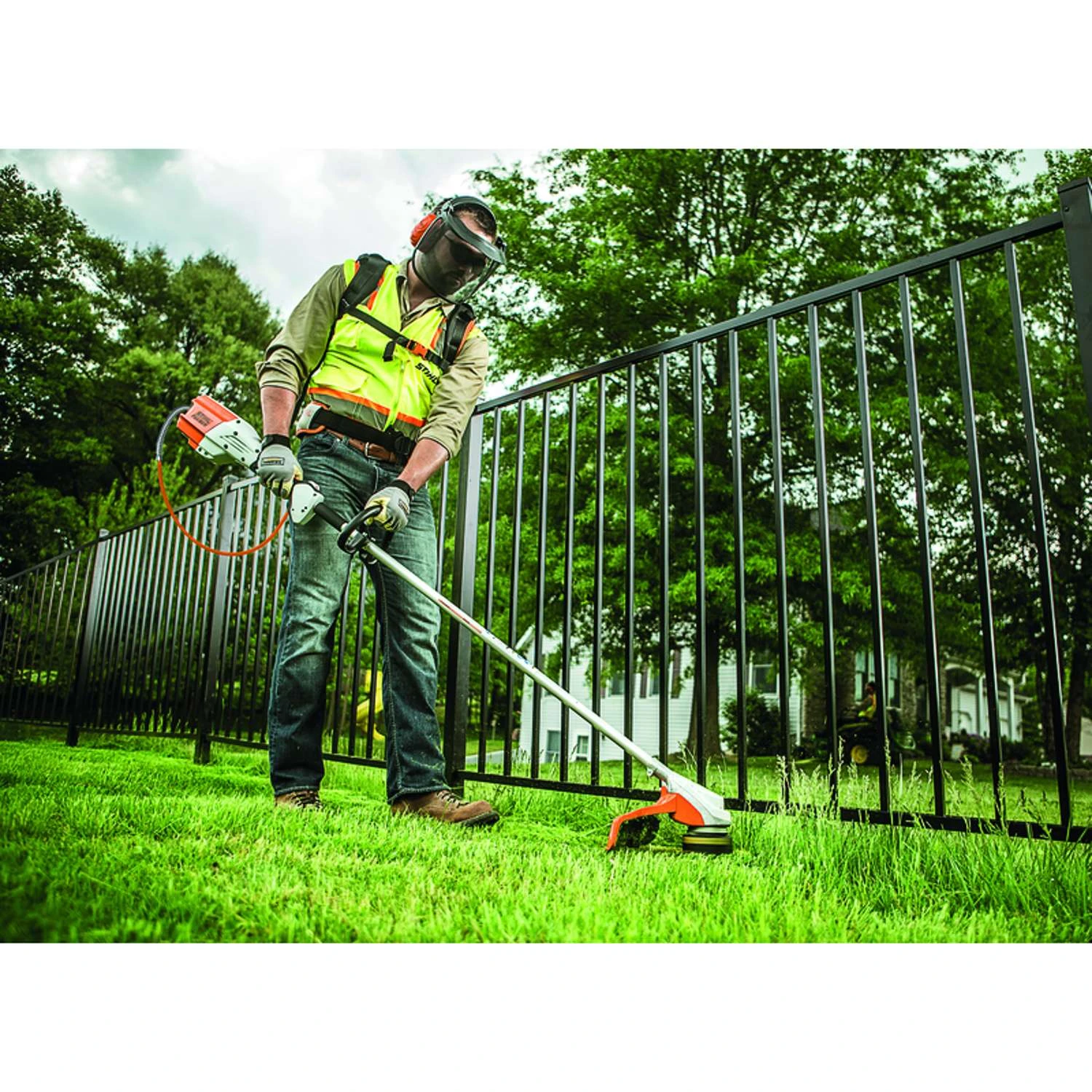 STIHL FSA 90 R 15 In. 36 V Battery String Trimmer Tool Only 8 STIHL FSA 90 R 15 In. 36 V Battery String Trimmer Tool Only - Image 6