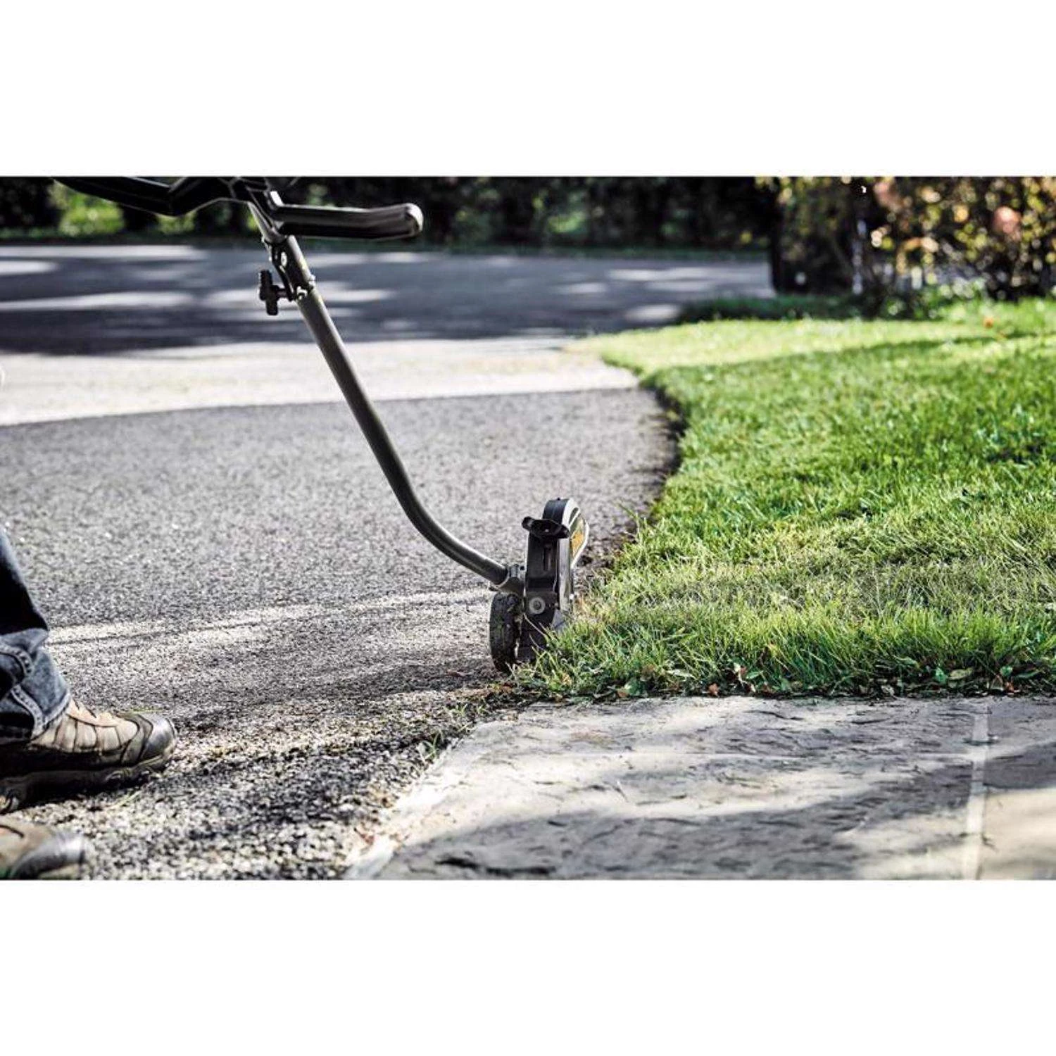 DeWalt 7.5 In. L Edger Attachment 4 DeWalt 7.5 In. L Edger Attachment - Image 2