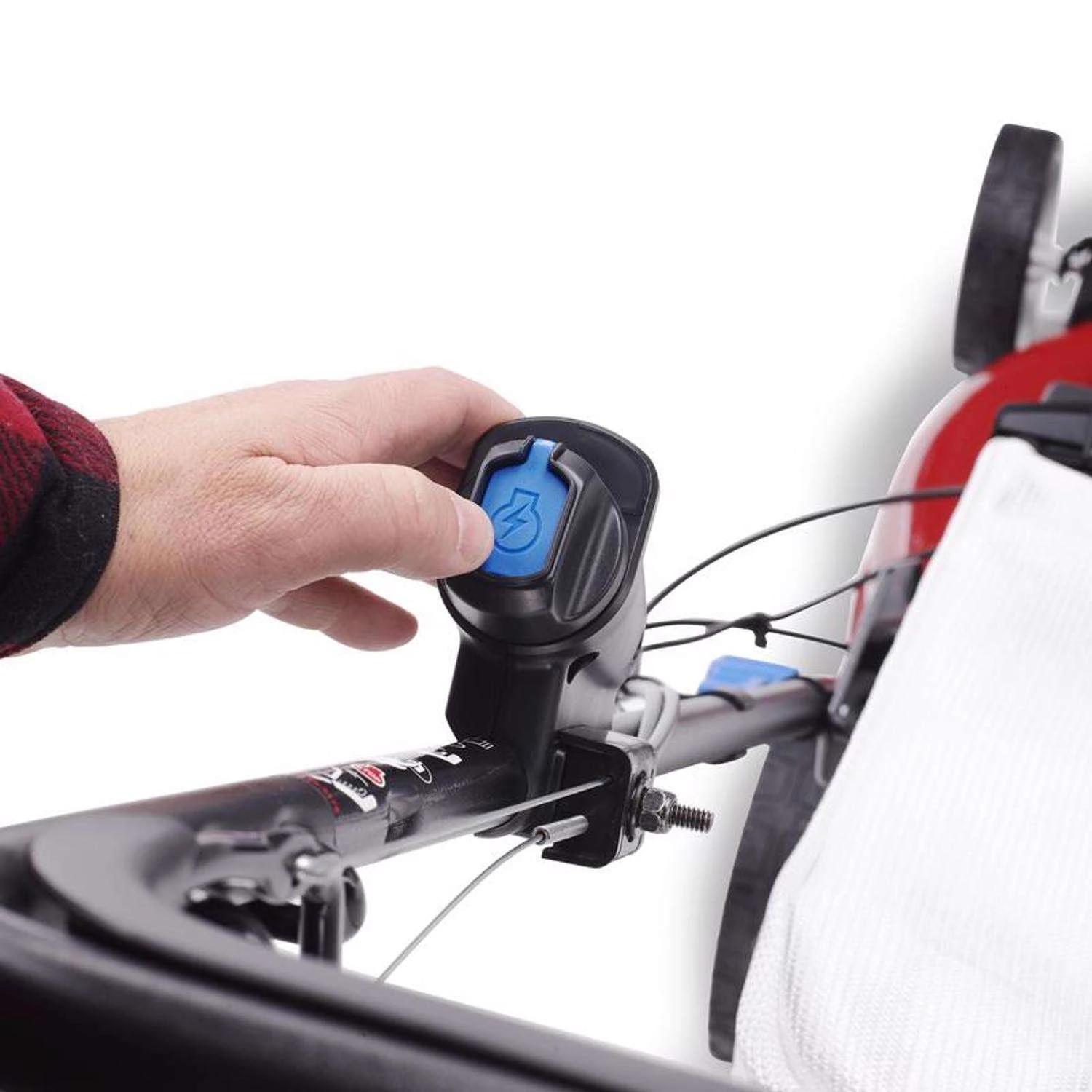 Toro Recycler 21357 21 In. 60 V Battery Self-Propelled Lawn Mower Kit (Battery & Charger) 9 Toro Recycler 21357 21 In. 60 V Battery Self-Propelled Lawn Mower Kit (Battery & Charger) - Image 7