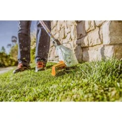 STIHL FSA 45 9 In. 18 V Battery String Trimmer Kit (Battery & Charger) 15 STIHL FSA 45 9 In. 18 V Battery String Trimmer Kit (Battery & Charger) -Power Lawn Equipment 9f20b060 a7fe 43bd ae60 34a1d3a5305c