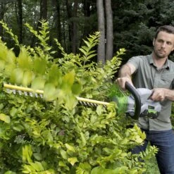 EGO Power+ HT2411 24 In. 56 V Battery Hedge Trimmer Kit (Battery & Charger) W/ 2.5 AH BATTERY 19 EGO Power+ HT2411 24 In. 56 V Battery Hedge Trimmer Kit (Battery & Charger) W/ 2.5 AH BATTERY -Power Lawn Equipment a1bc96cc 562d 4d2e b1ea 454e0d046771