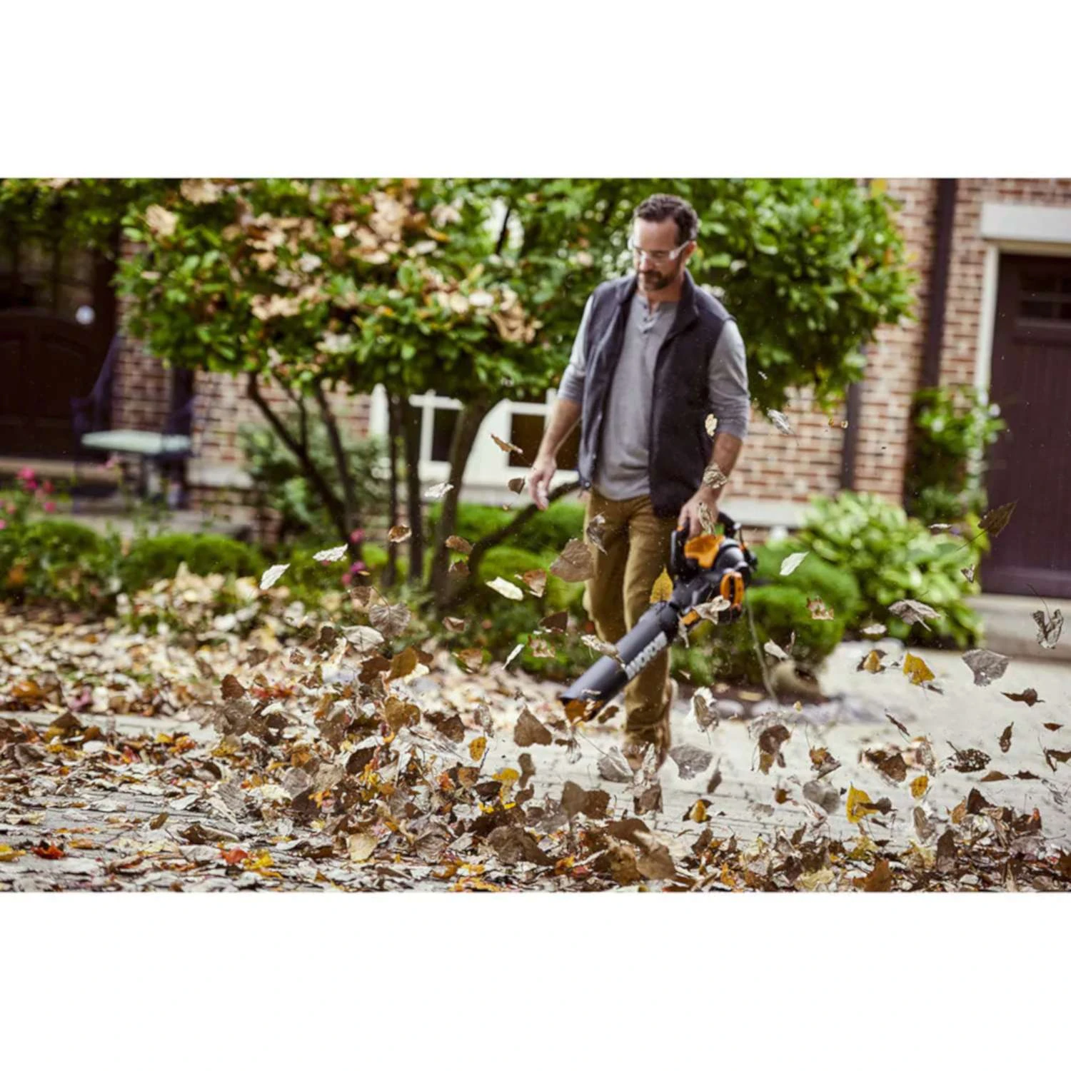 Worx 75 Mph 600 CFM 120 V Electric Handheld Blower/Mulcher/Vac 6 Worx 75 Mph 600 CFM 120 V Electric Handheld Blower/Mulcher/Vac - Image 4