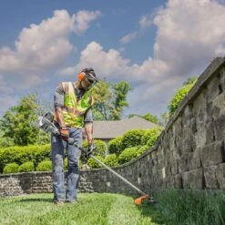 STIHL KombiMotor KM 91 R Gas Multi-System Power Head -Power Lawn Equipment aaef9110 d858 4d3c ac69 77018a2eb751