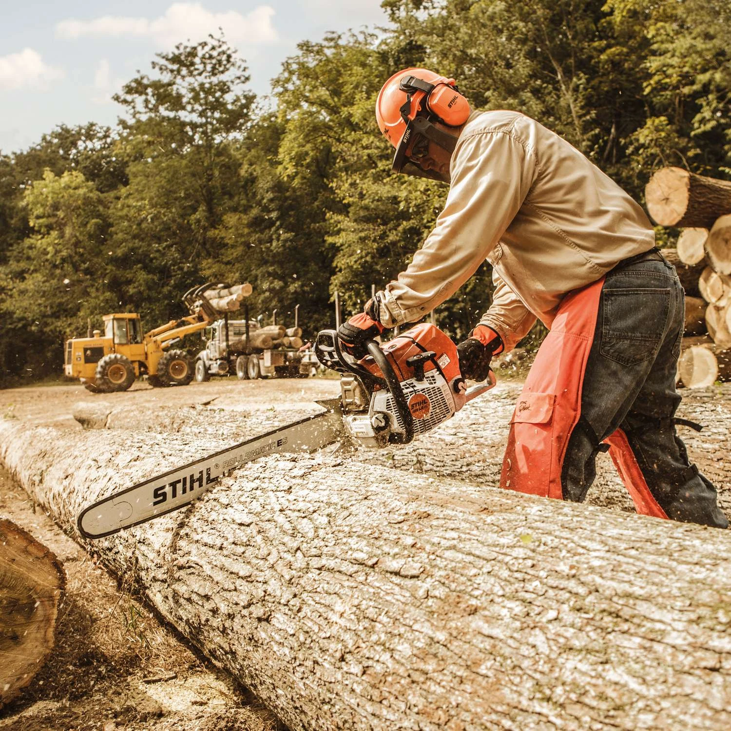 STIHL Magnum MS 661 C-M 20 In. 91.1 Cc Gas Chainsaw 4 STIHL Magnum MS 661 C-M 20 In. 91.1 Cc Gas Chainsaw - Image 2