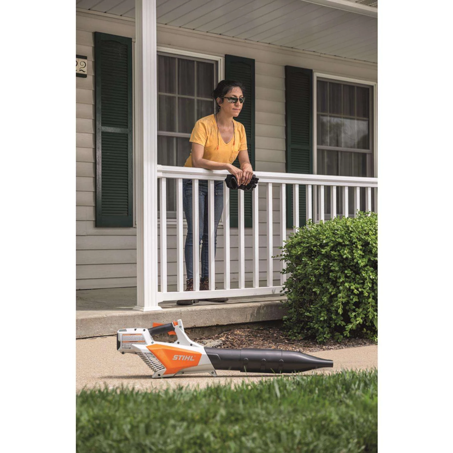 STIHL BGA 57 123 Mph 365 CFM 36 V Battery Handheld Leaf Blower Tool Only 6 STIHL BGA 57 123 Mph 365 CFM 36 V Battery Handheld Leaf Blower Tool Only - Image 4