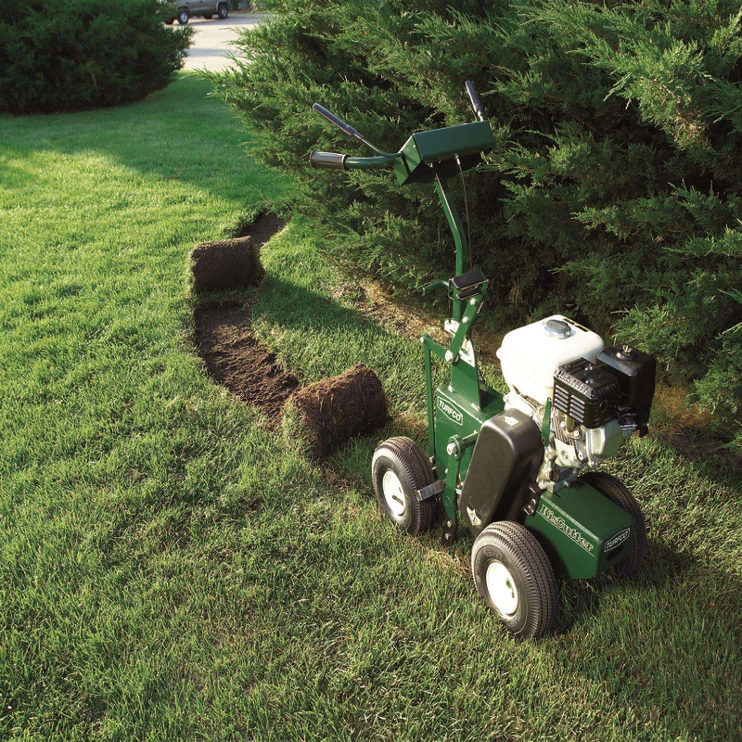 Turfco Kiscutter 12 In. 4-Cycle 160 Cc Sod Cutter 4 Turfco Kiscutter 12 In. 4-Cycle 160 Cc Sod Cutter - Image 2