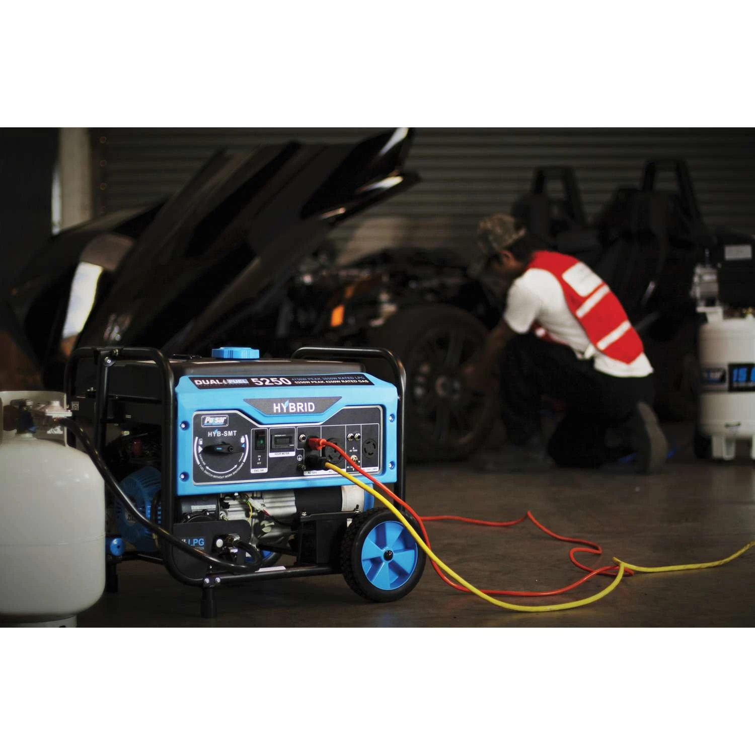 Pulsar 4250 W 120/240 V Gasoline Or Propane Portable Generator 7 Pulsar 4250 W 120/240 V Gasoline Or Propane Portable Generator - Image 5