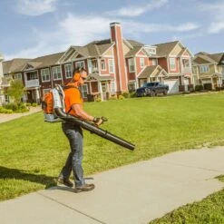 STIHL BR 700 X 193 Mph 901 CFM Gas Backpack Leaf Blower 15 STIHL BR 700 X 193 Mph 901 CFM Gas Backpack Leaf Blower -Power Lawn Equipment dce8c40a 5df2 42f2 9a07 da5c2a6fd171