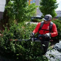 Toro 26 In. 60 V Electric Hedge Trimmer Tool Only 12 Toro 26 In. 60 V Electric Hedge Trimmer Tool Only -Power Lawn Equipment df1561b0 00f9 4ba7 9fcd 8959a9ac733a