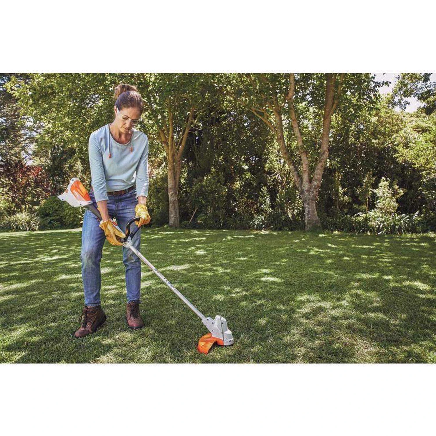 STIHL FSA 57 11 In. 36 V Battery String Trimmer Tool Only 6 STIHL FSA 57 11 In. 36 V Battery String Trimmer Tool Only - Image 4