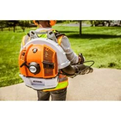 STIHL BR 700 X 193 Mph 901 CFM Gas Backpack Leaf Blower 11 STIHL BR 700 X 193 Mph 901 CFM Gas Backpack Leaf Blower -Power Lawn Equipment fd8b678b 1d8a 49d1 bc00 fd545e4b87c0